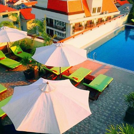 Cheathata Cta Hotel Siem Reap Buitenkant foto