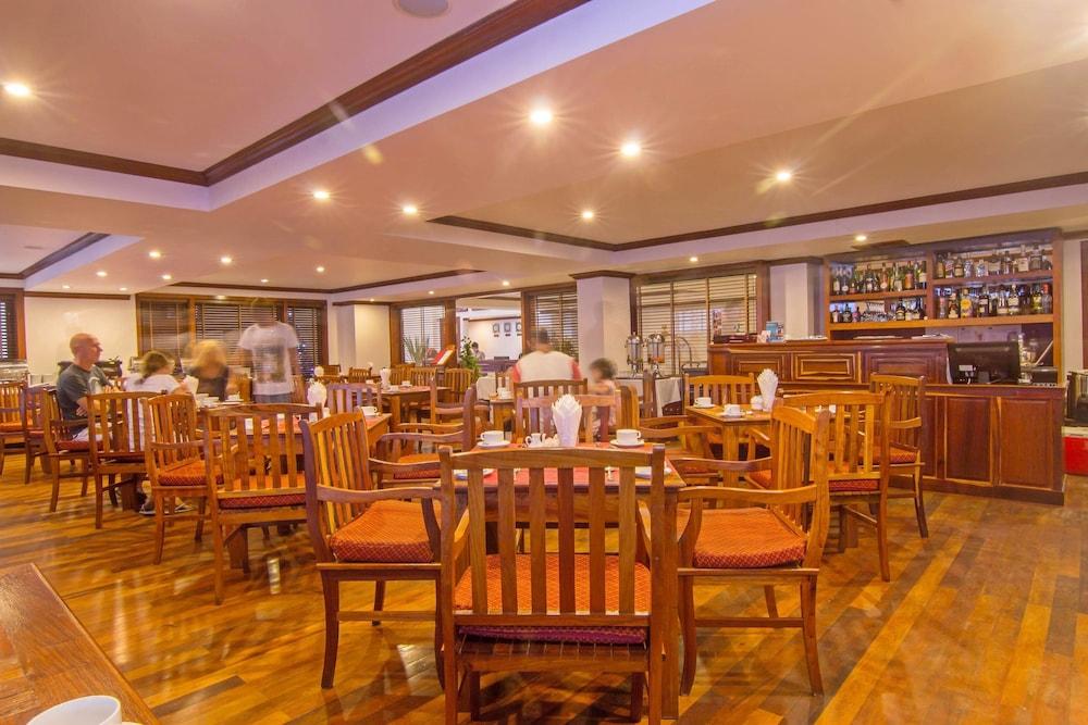 Cheathata Cta Hotel Siem Reap Buitenkant foto