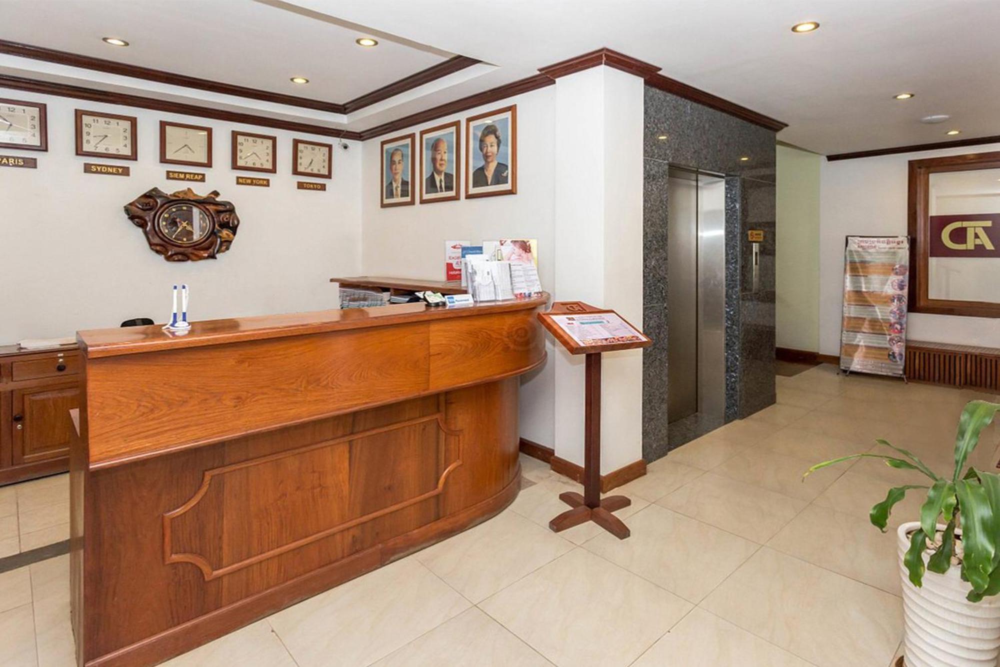 Cheathata Cta Hotel Siem Reap Buitenkant foto