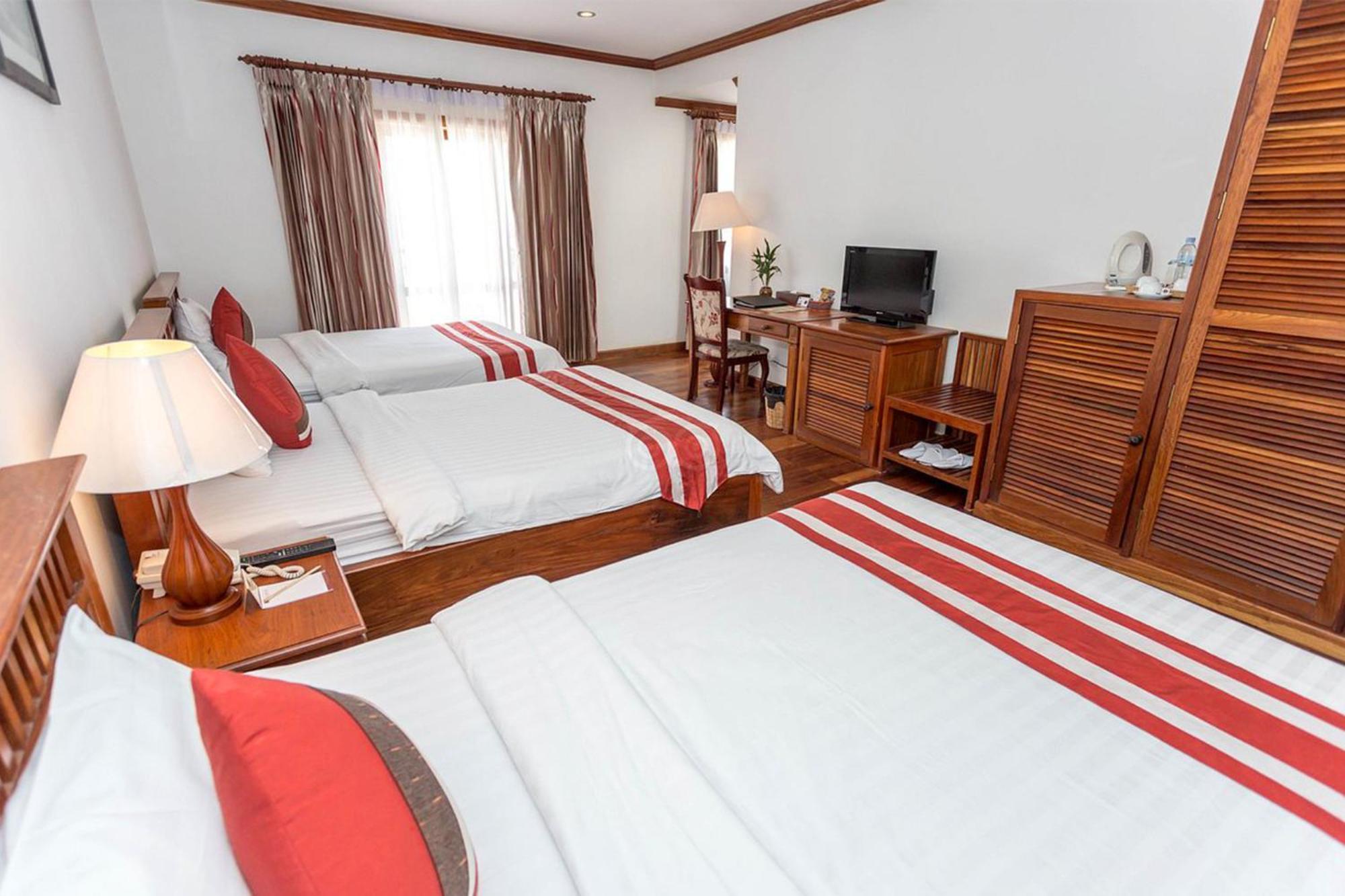 Cheathata Cta Hotel Siem Reap Buitenkant foto