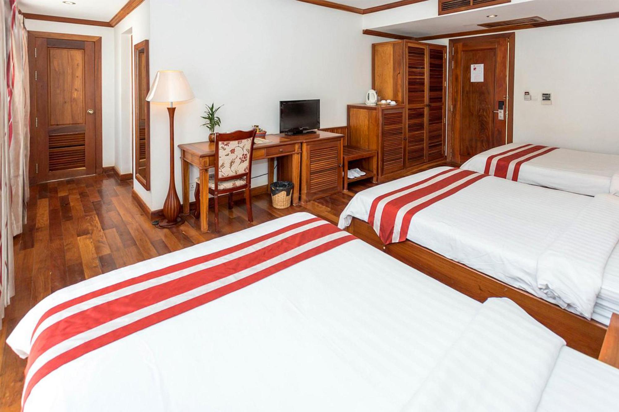 Cheathata Cta Hotel Siem Reap Buitenkant foto