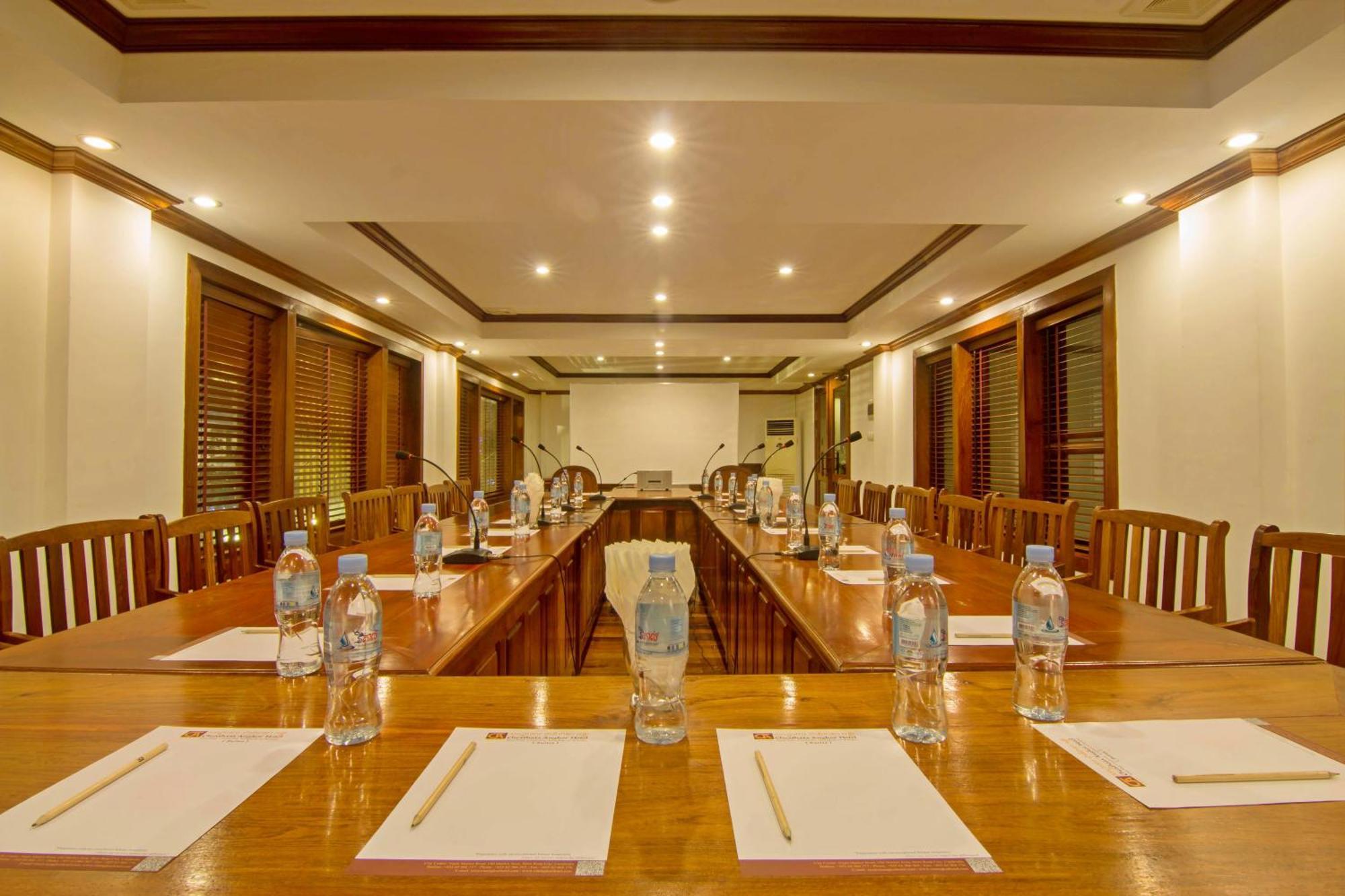 Cheathata Cta Hotel Siem Reap Buitenkant foto