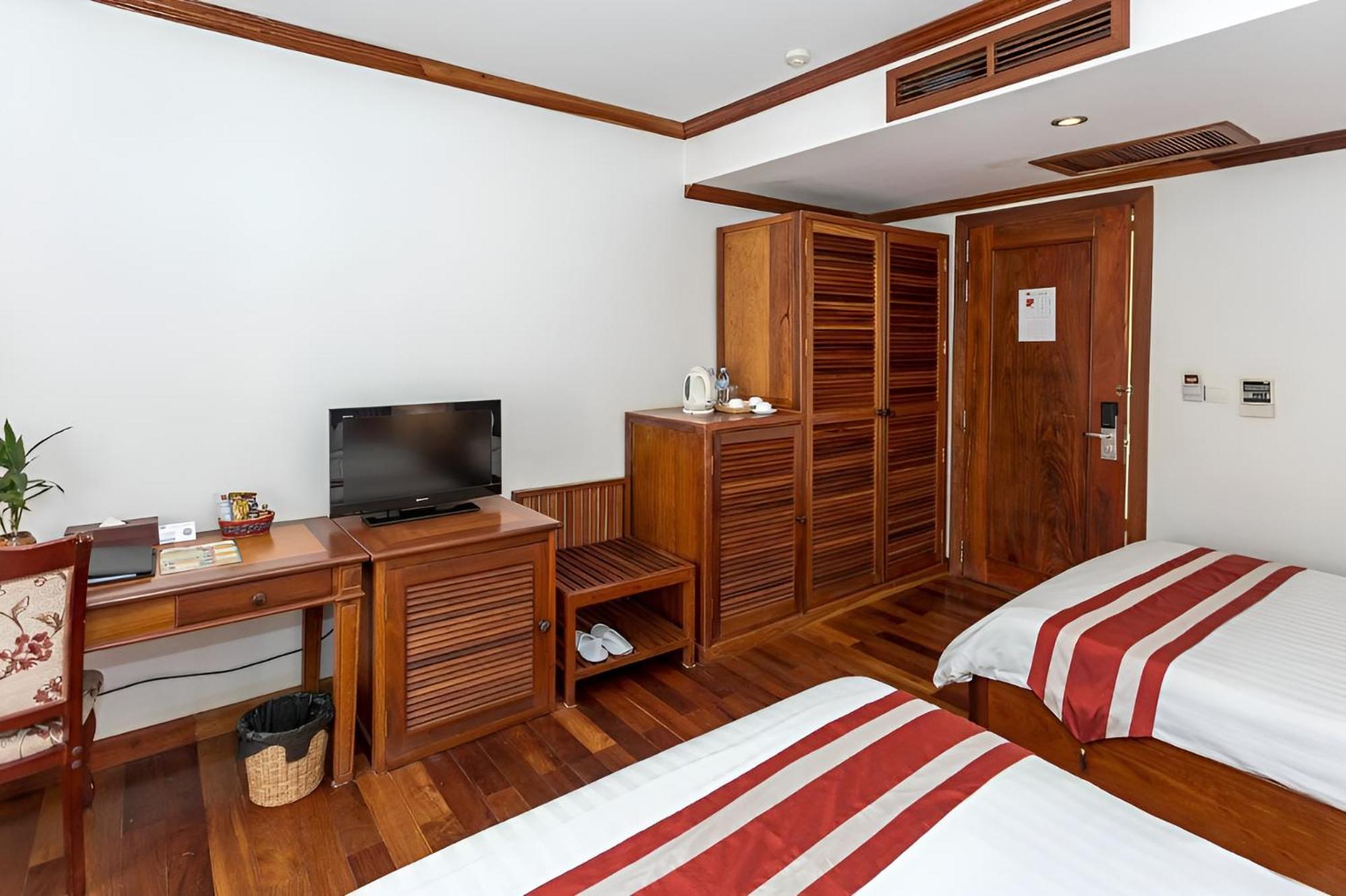 Cheathata Cta Hotel Siem Reap Buitenkant foto